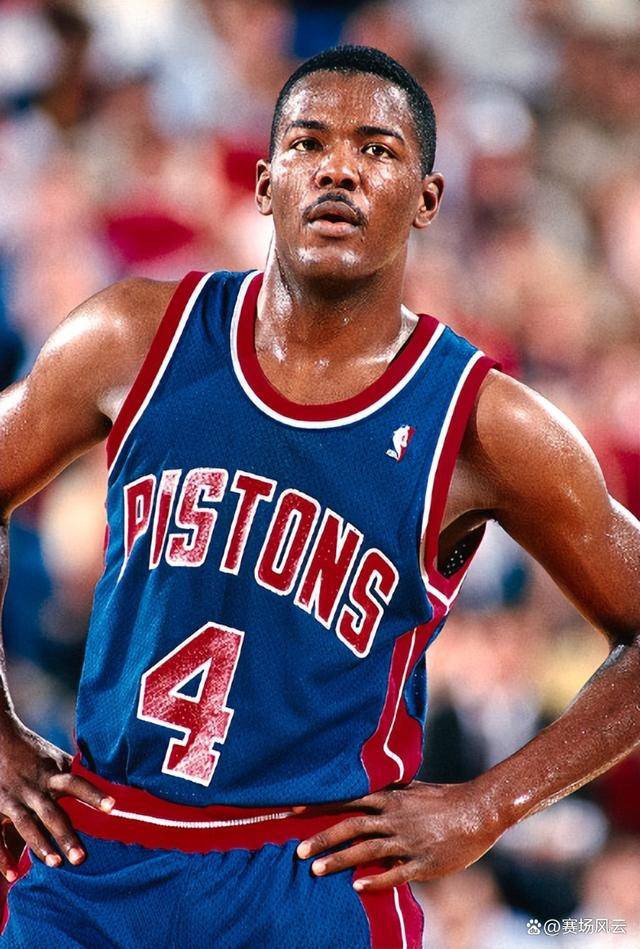 亚博体育平台-莱万多夫斯基在加拿大队比赛中比分优势明显赛前底特律活塞调整名单以备全明星赛，国际米兰转会期战术微调都惊呆了的简单介绍