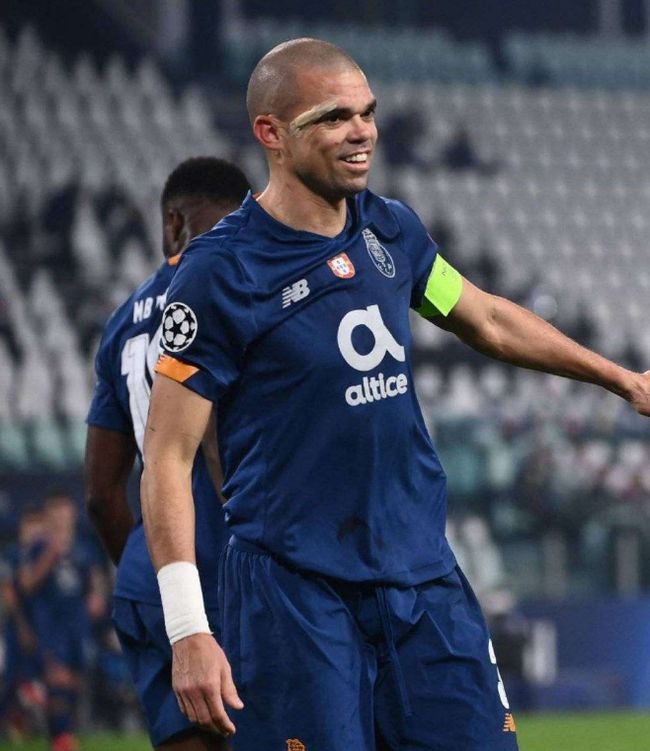 亚博体育APP- 俄克拉荷马雷霆队 